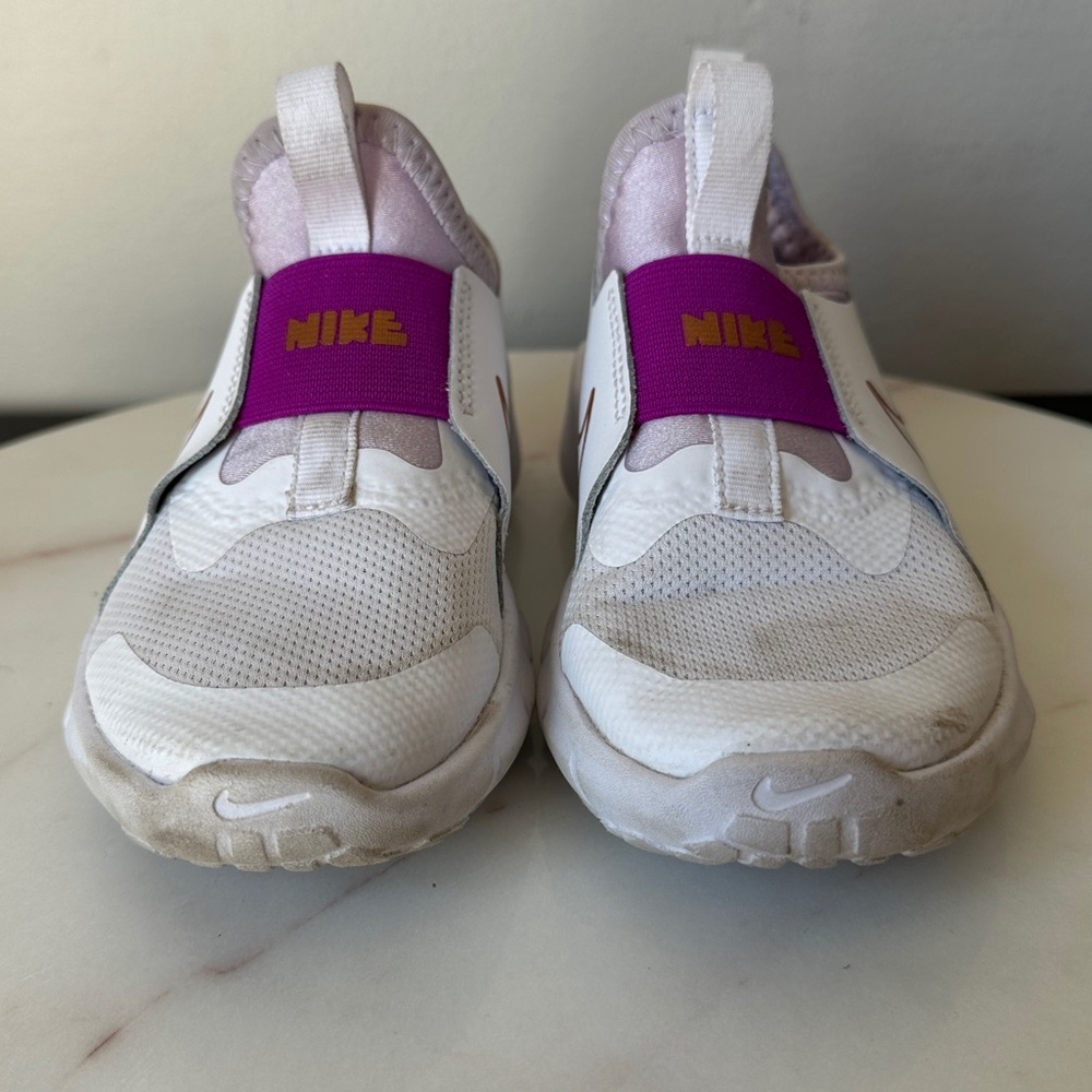 Nike Toddler girls Flex Runner 2 Slip on Sneakers no laces 11c - Picture 5 of 9
